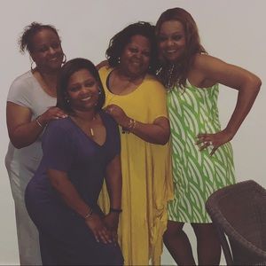 Meet your Posher, Monique